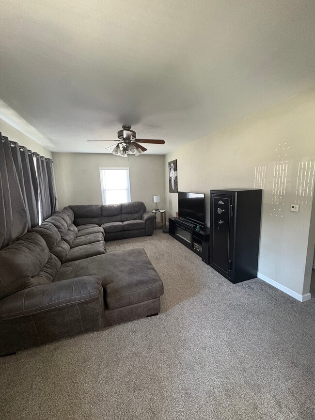 Photo - 1222 Marshall Dr