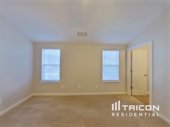 Photo - 1467 Eschol Ln NW