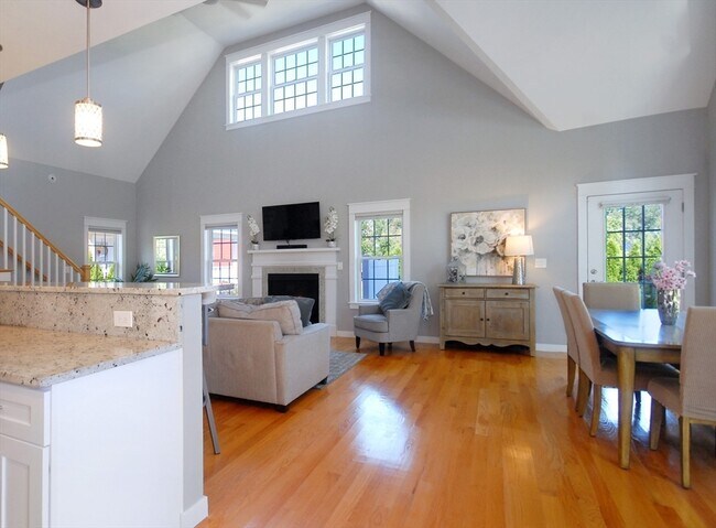 Photo - 19 Brigham Farm Ln Unit 19