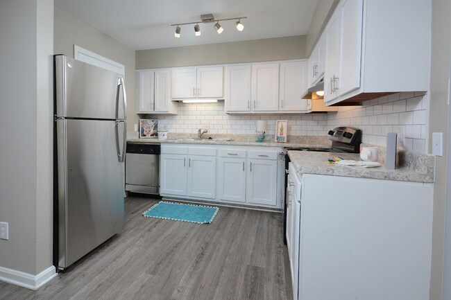 Parliament House Apartments and Townhomes in Burlington, NC