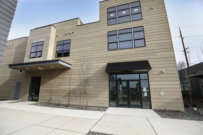 Photo - 21806 E Indiana Ave