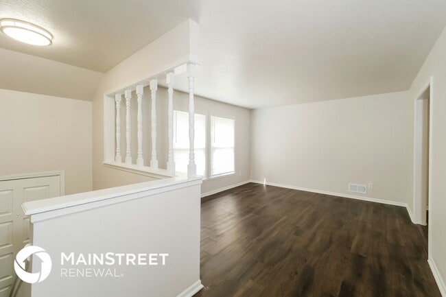 Photo - 11416 E 69 St