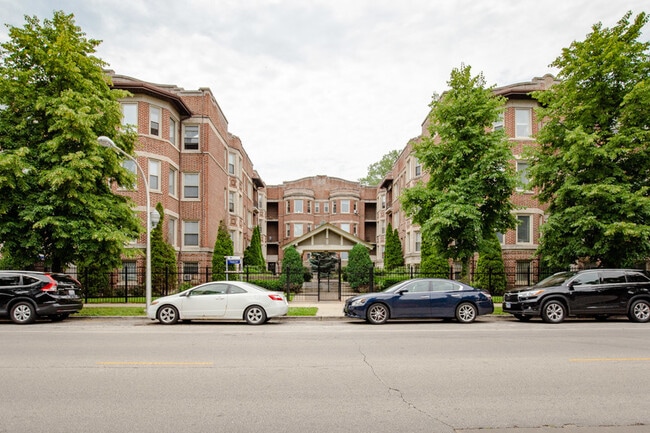 Photo - 435 E Oakwood Blvd Condo Unit 29