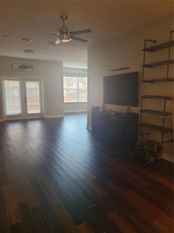 10432 La Mirage Ct