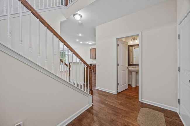 Photo - 8988 Cat Tail Pond Rd