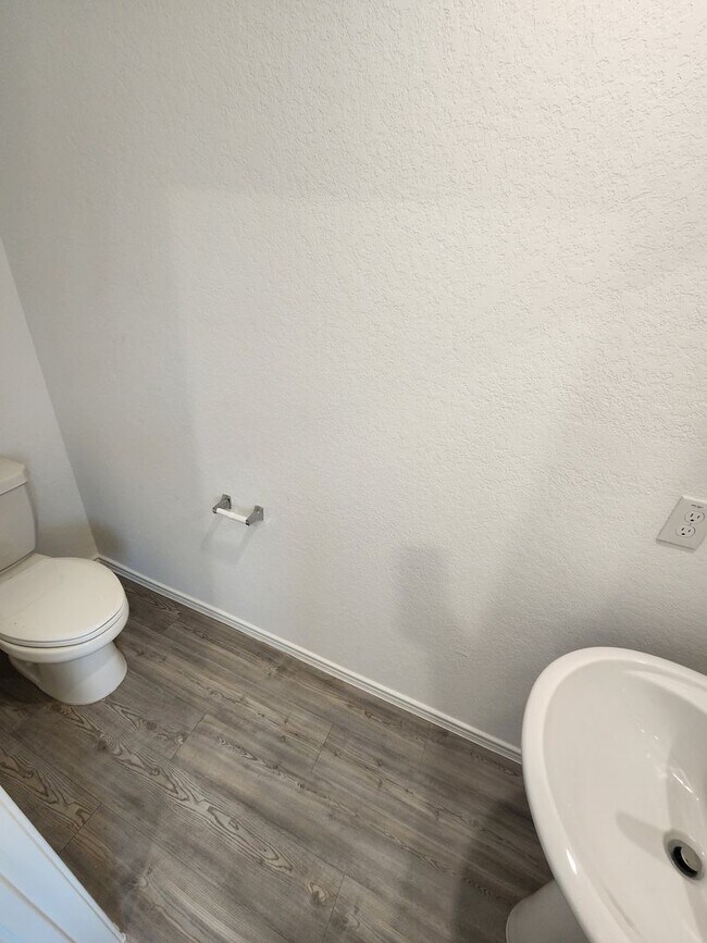 Photo - 4-bed, 2-bath gem in Hidden Trails- Bulverde TX- 4/2/2-6013 Companion Loop