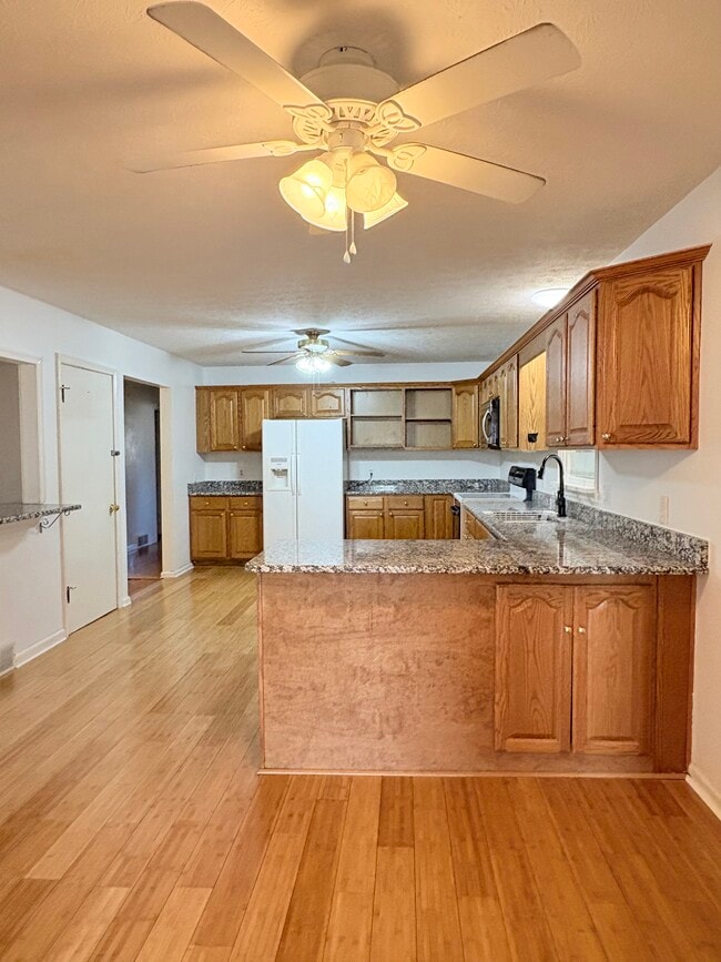 Photo - 11 Hightower Ct