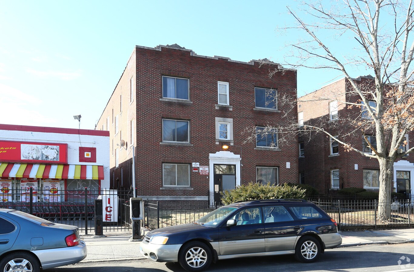 Photo - 159 Wethersfield Ave