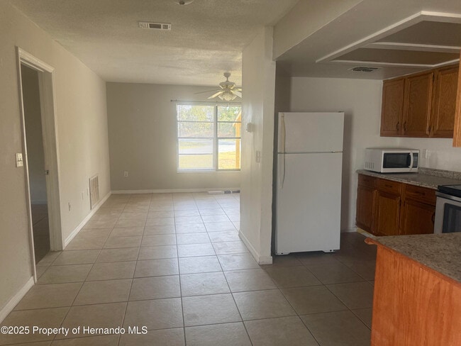 Photo - 5331 Pierpoint Ave