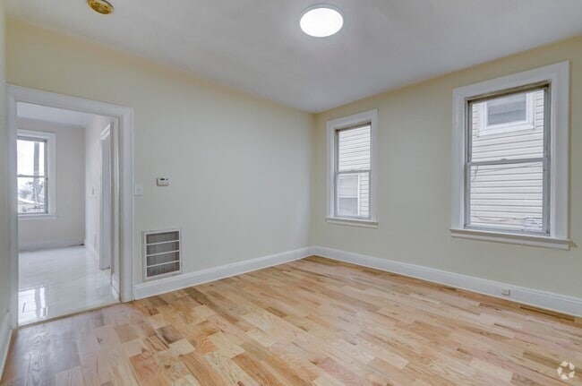 Building Photo - 667 Liberty Ave Unit 1 Rental
