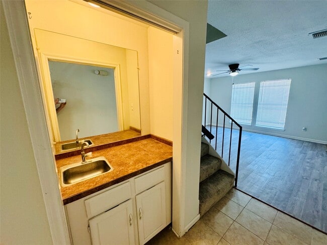 Photo - 5810 Twisted Pine Ct Unit C