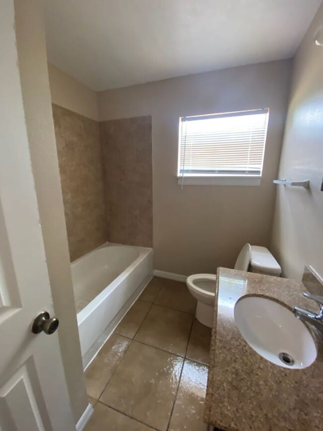 Photo - 1150 N Mill Ave