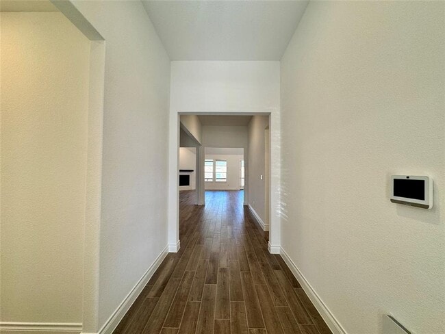 Photo - 1301 White Daisy Ln