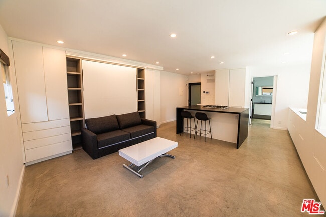 Photo - 14 Brooks Ave Unit 8