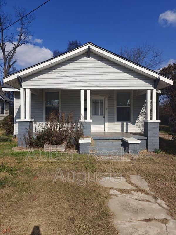 Photo - 2009 Starnes St