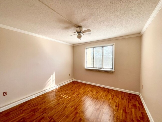 Photo - Middleborough Condominiums.