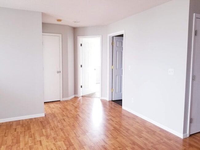 Photo - 1230 Murray St NE #5 Unit 5