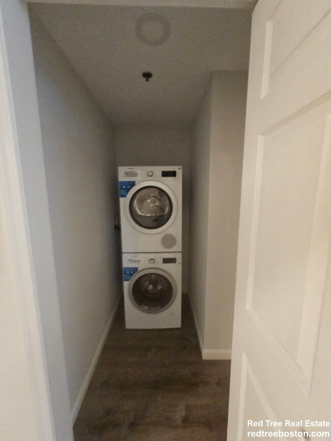 Photo - 24 Queensberry St Unidad B