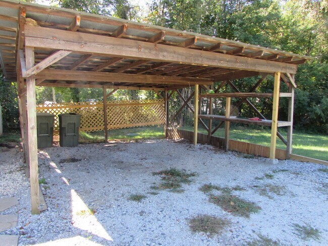 Photo - Updated 2 Bed/2 Bath Home - Lakeview Shores Subdivision - Carport - Fenced Backyard - Trash and L...