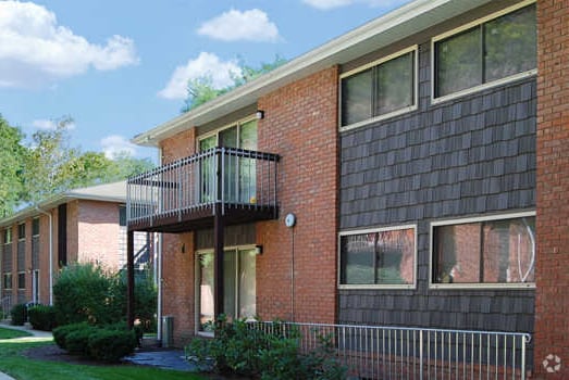 Crest Ridge Apartments