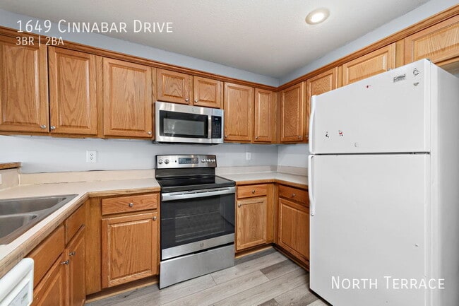 Photo - 1649 Cinnabar Dr