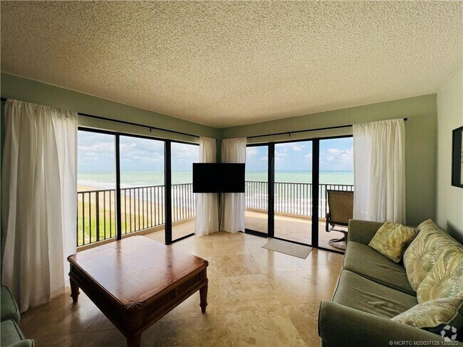 Building Photo - 10200 S Ocean Dr Unit PH-1 Rental