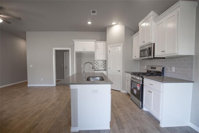 Photo - 9105 NW 127th St