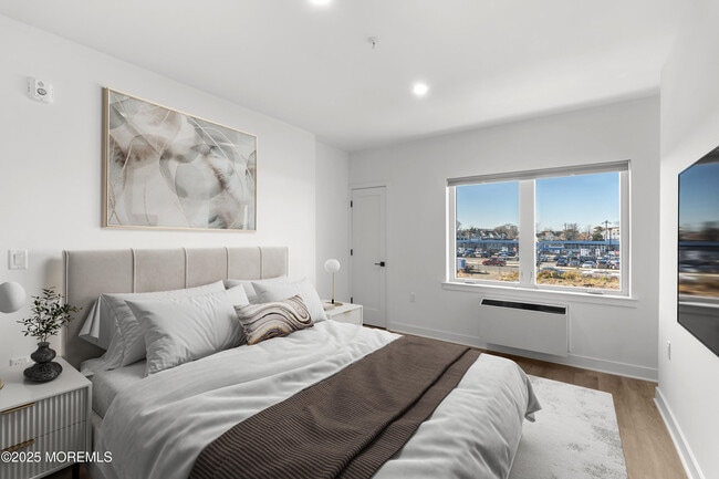 Photo - 180 Morris Ave Unit 502