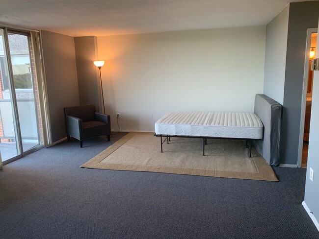 Photo - 1 E University Pky Unit #1309