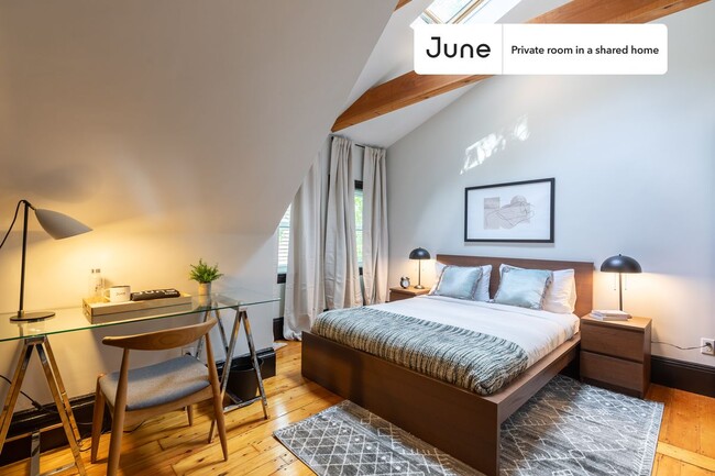 Private bedroom in 5 bed/2 bath Home - Private bedroom in 5 bed/2 bath Home Unit C