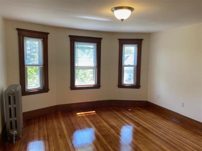 Photo - 136 Broadway Unit 3