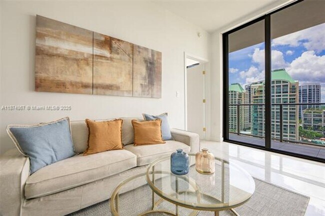 Photo - 2678 Tigertail Ave Unidad 2678 Tigertail Ave  1403
