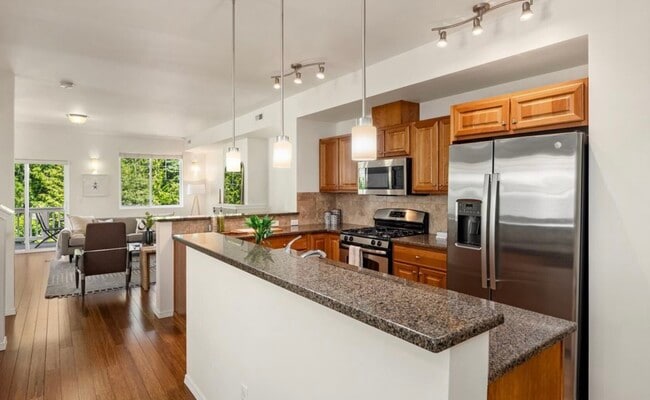 Photo - 1059 156th Ave NE