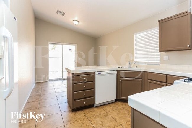 Photo - 3621 Walnut Wood St