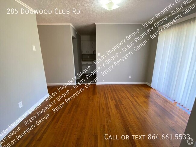 Building Photo - Large 2 bed / 1 bath remodeled duplex off ... Rental