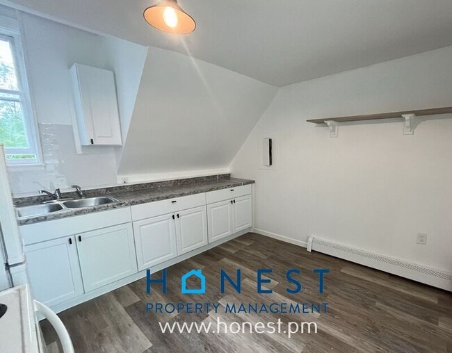 Photo - 7 Bennett St Unit 3