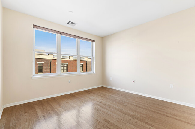 Photo - 1200 Grand St Condo Unit 616