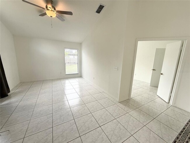 Photo - 2401 Rolling Broak Dr
