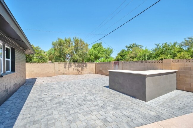 Photo - Remodeled 5-Bedroom Tempe Home with Private Pool, Large Yard & Garage Near ASU