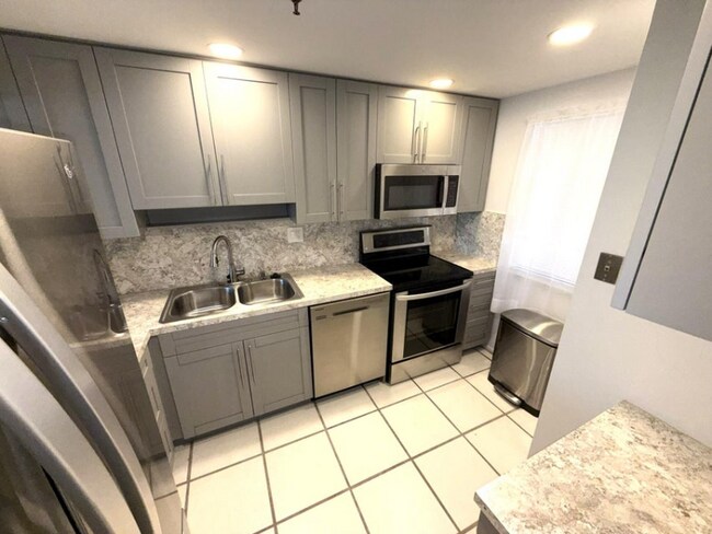 Photo - 2788 Tennis Club Dr Unit 203