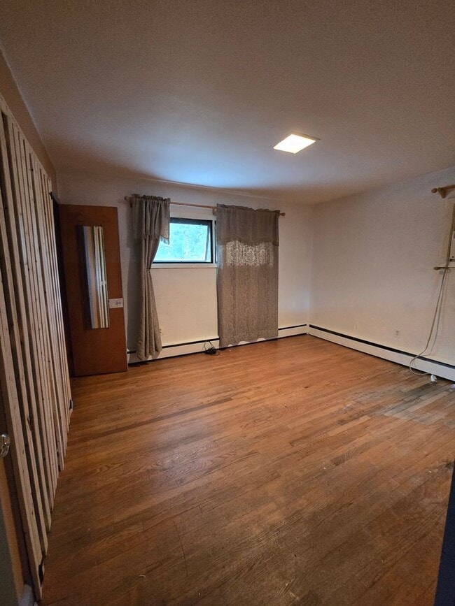 Photo - Whimsical 2 Bedroom, 1 Bathroom Unit in Havre de Grace