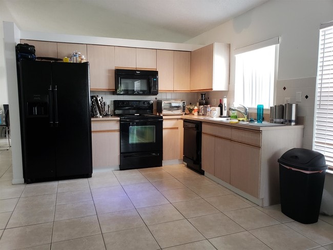Photo - 18891 NW 19th St