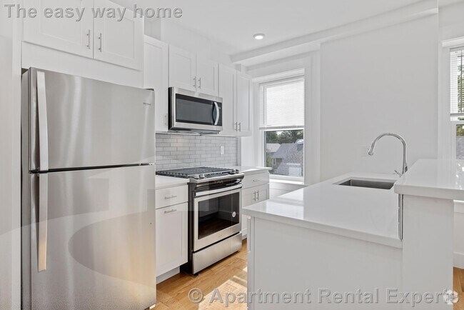 Building Photo - 406 Columbia St Rental