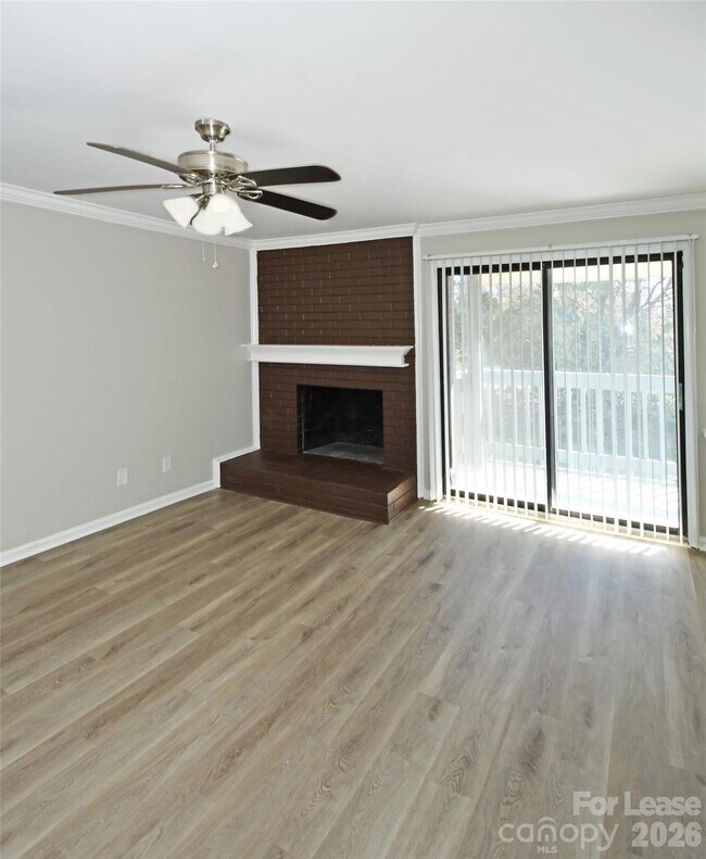 Photo - 11185 Harrowfield Rd