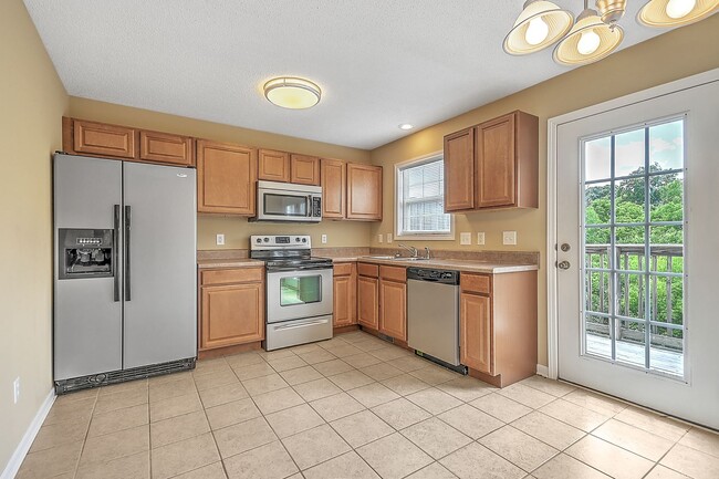 Photo - 132 Amanda Ln