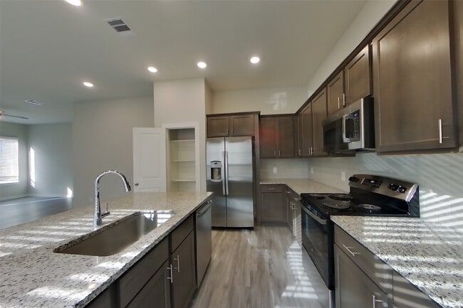 Photo - 9835 Willow Creek Commerce Dr