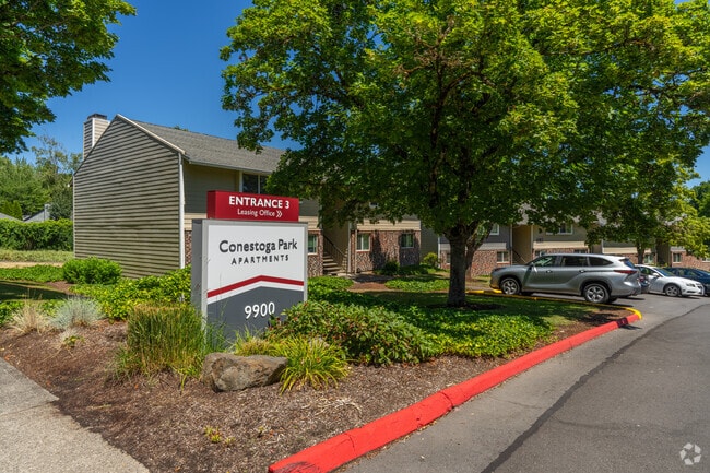 Entrance - Conestoga Park I Apartments