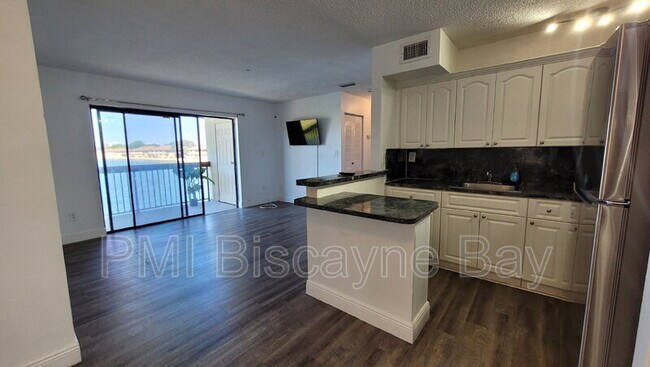 Photo - 415 NW 210th St Unit Apt 204-8