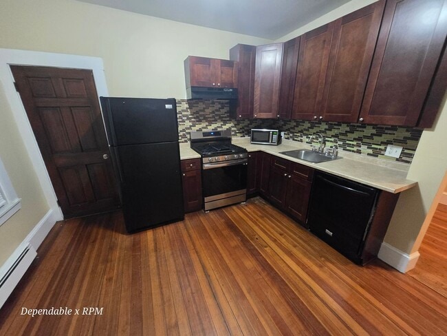 Building Photo - 735 Washington St Unit #2