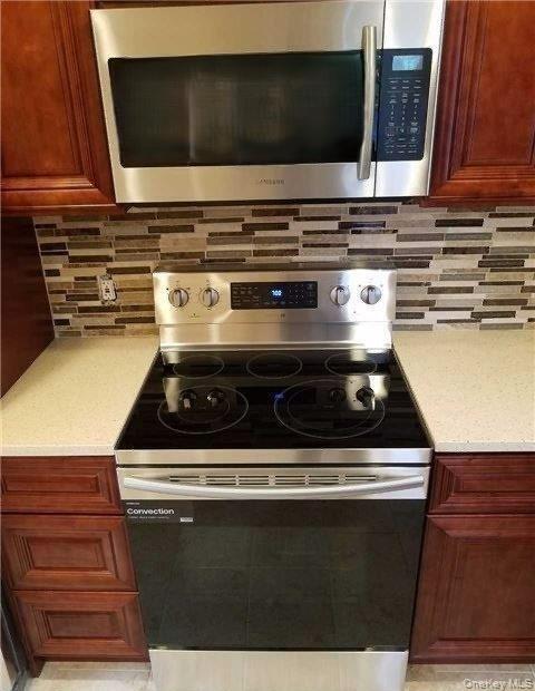 Photo - 17 Hallock St